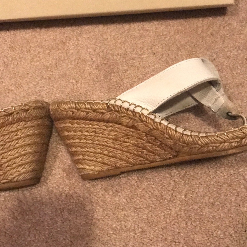 Burberry sandals - Picture 6 of 7